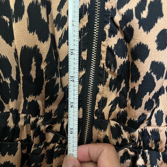No 1 LOS ANGELES Jumpsuit cheetah Print .BNWT  size S-M - Picture 9 of 10